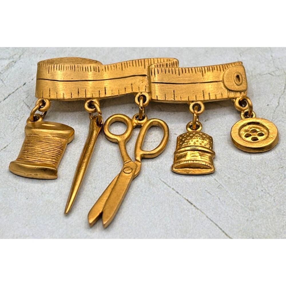 JJ Jonette Seamstress Tailor Brooch Pin Brushed Gold Tone Sewing Tools‎ Vintage